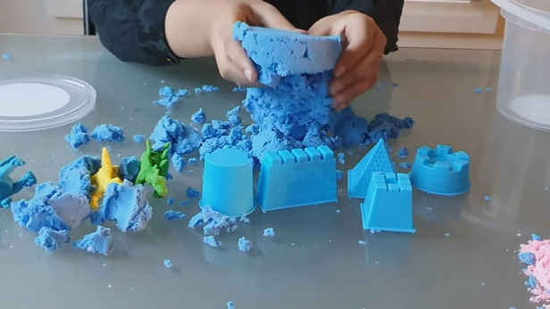 School shutdown in ACT, SA over asbestos sand fears today