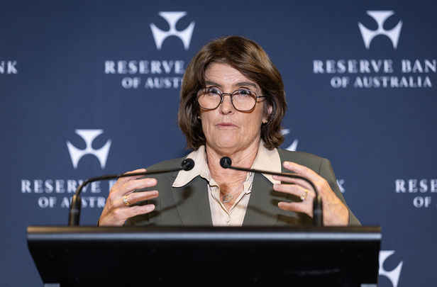 'Australians are poorer' and 'everything is moving in the wrong direction'