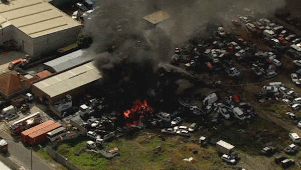 'Extremely dangerous': Explosions spark emergency evacuation warning in Geelong