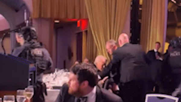 'Let me see': Chaotic moment Trump demands to be left behind