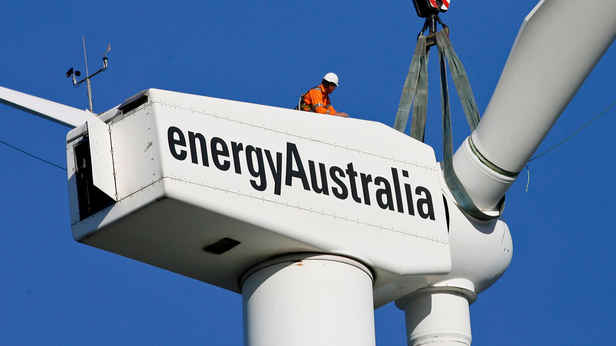 EnergyAustralia scraps 100 jobs in big shake-up