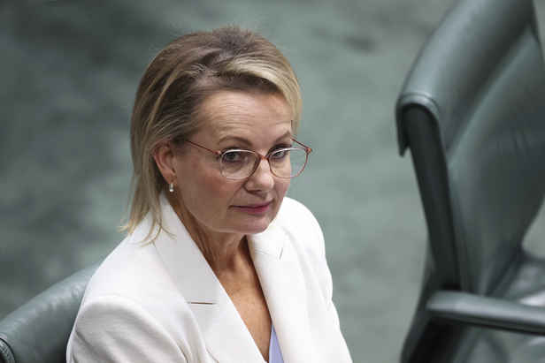 Liberal heavyweights resign ahead of spill as pressure mounts on Ley