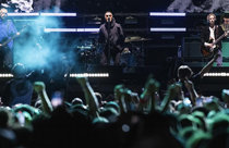 Measles alert after infectious people at Oasis concerts