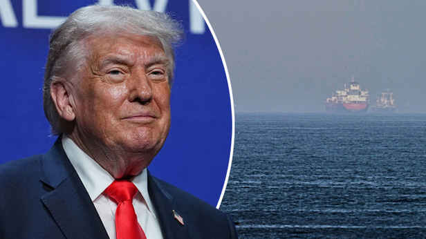 New US warning over Strait of Hormuz 'tollbooth'