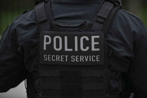 Person shot by Secret Service in Washington DC