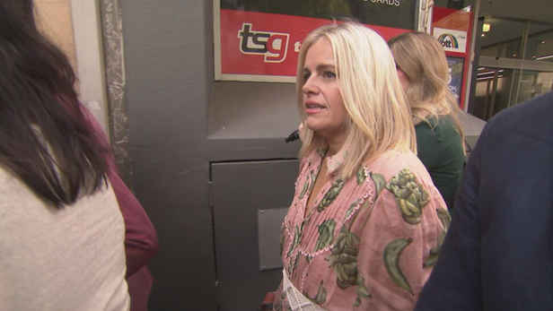 Prosecutors drop breast-grab charge against actor