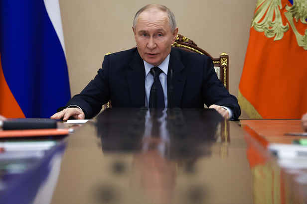 Putin's fears of coup ramp up amid Russia's backslide in Ukraine