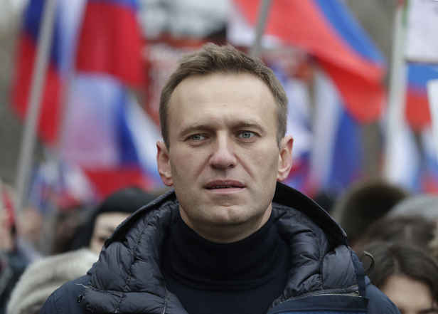 Russia accused of killing opposition leader Alexei Navalny with 'dart frog toxin'