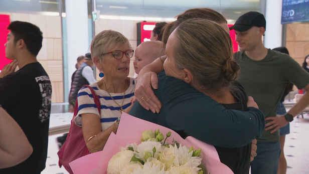 Stranded Aussies offered buses from Qatar to Saudi Arabia