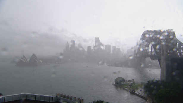 Sydney's wild weather to continue, bringing strong winds and cold blasts