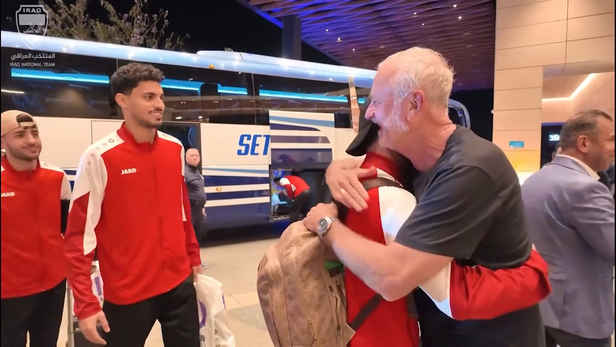 'I'd rather not talk about it': War's impact on Aussie coach