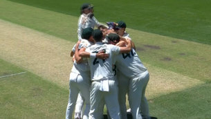 Piers Morgan scorns 'gloating' Aussie fans in England's Ashes defeat